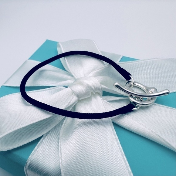Tiffany & Co. Open Heart Silk Cord Bracelet with Packaging - Picture 5 of 10